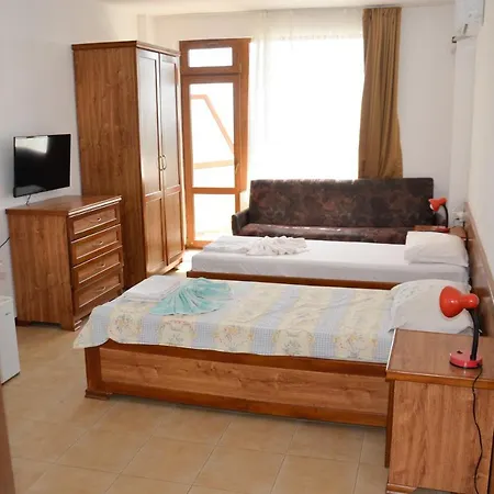 Marinovi Vendégház