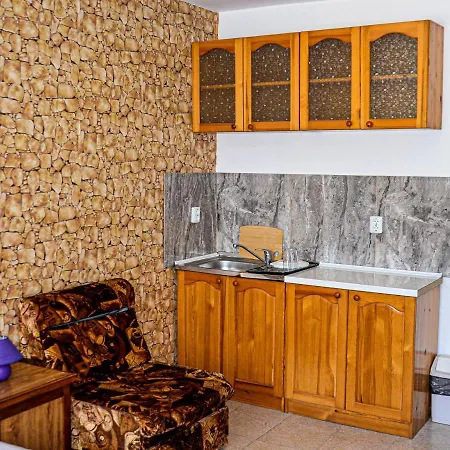 Vendégház Marinovi 3*