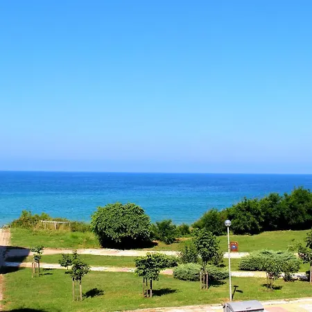 Marinovi 3* Приморско