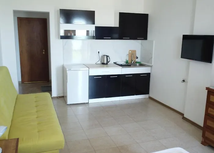 Marinovi Guest house